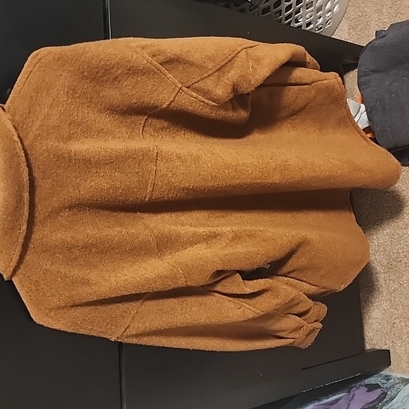 Brown fleece jacket - Picture 2 of 3